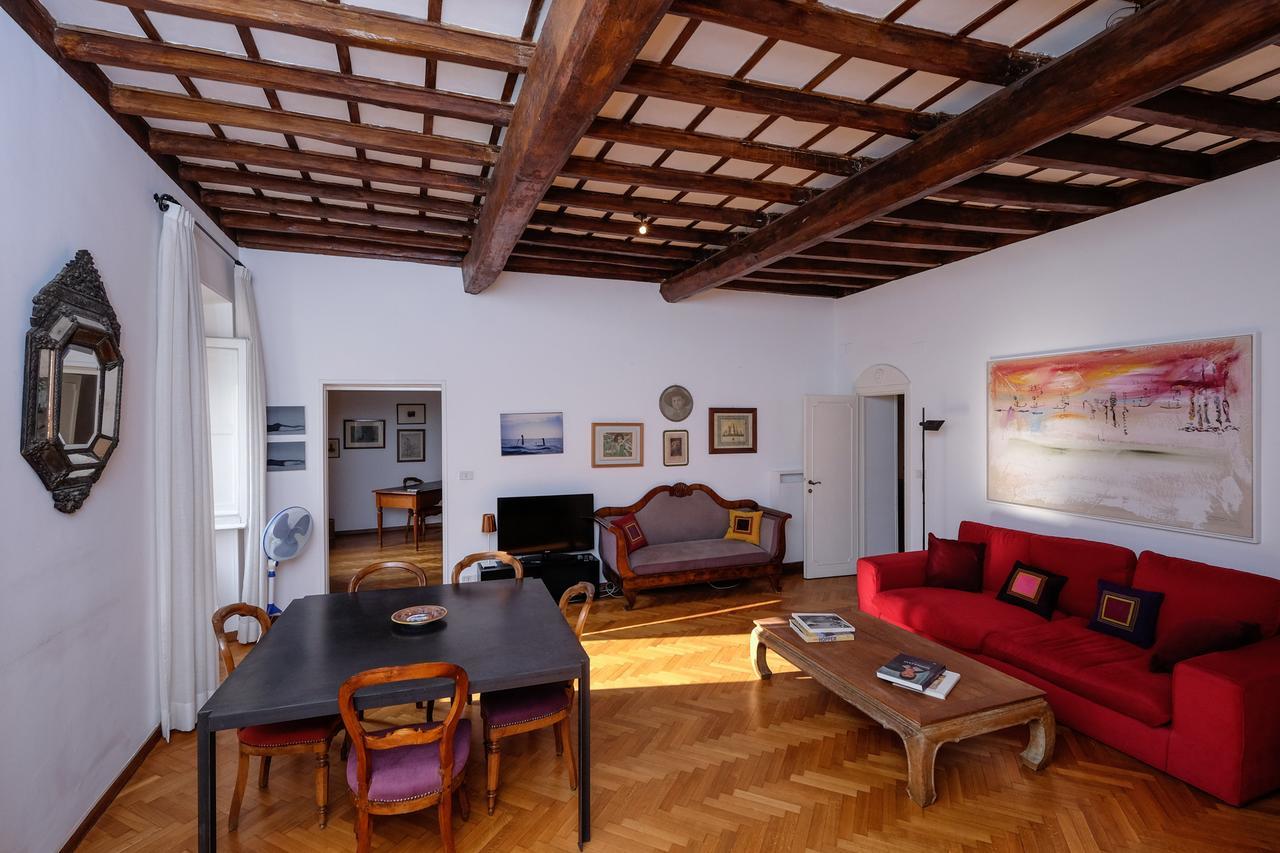 Via Giulia Art & Charm Apartment Rom